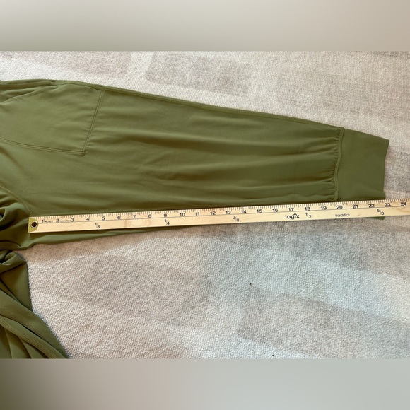 Lululemon Align High-Rise Cropped Jogger Bronze Green (Size 10) - Picture 7 of 7